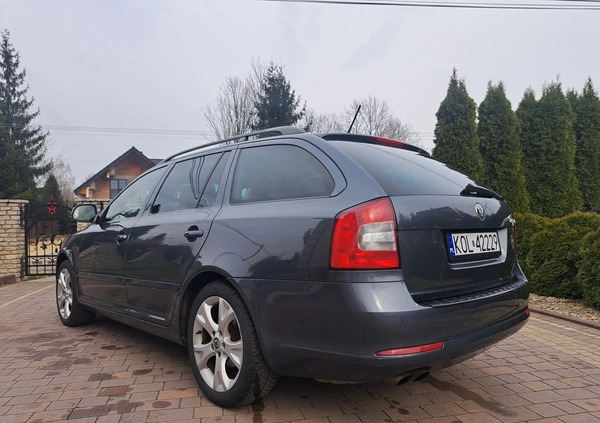 Skoda Octavia cena 29900 przebieg: 185000, rok produkcji 2011 z Wolbrom małe 232